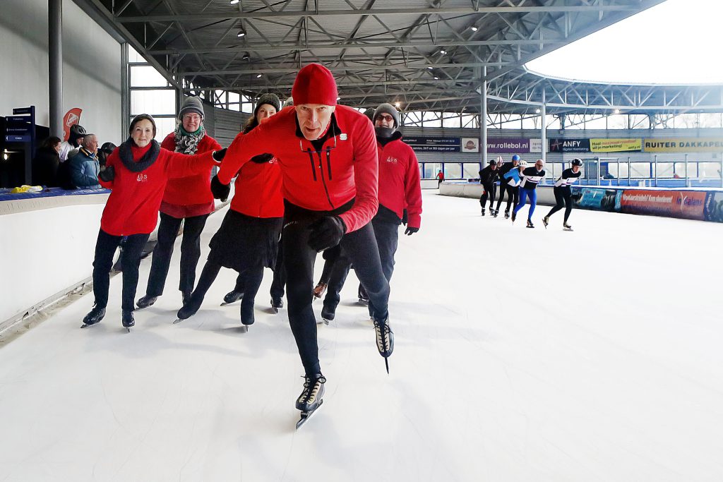 Schaatslegende Ard Schenk opent ijsbaan De Meent